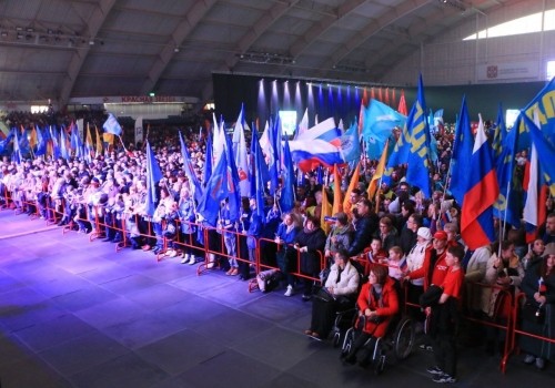 Праздник «Крымская весна» собрал более десяти тысяч омичей Праздник «Крымская весна» собрал более десяти тысяч омичей