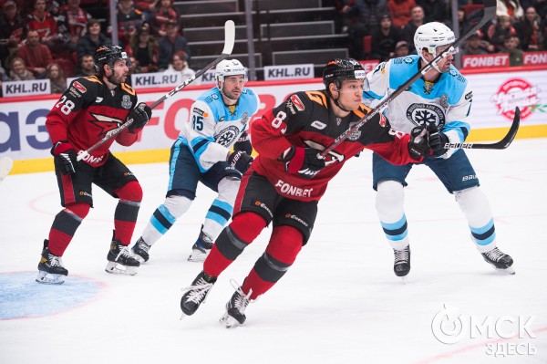 "Авангард" стал первым полуфиналистом "Востока" "Авангард" стал первым полуфиналистом "Востока"