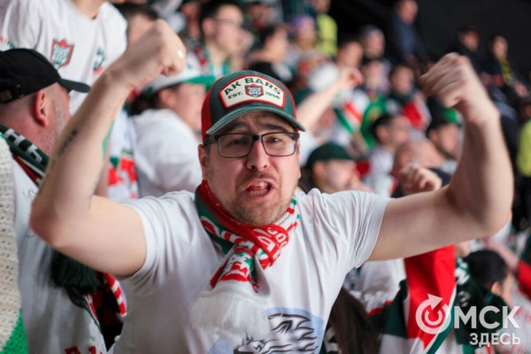 "И покуда я жив, я буду болеть за "Авангард". За что омские фанаты любят хоккей "И покуда я жив, я буду болеть за "Авангард". За что омские фанаты любят хоккей