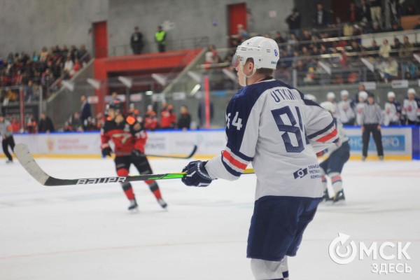 "Омские Ястребы" отразили напор "Чайки" зеркальным счётом "Омские Ястребы" отразили напор "Чайки" зеркальным счётом