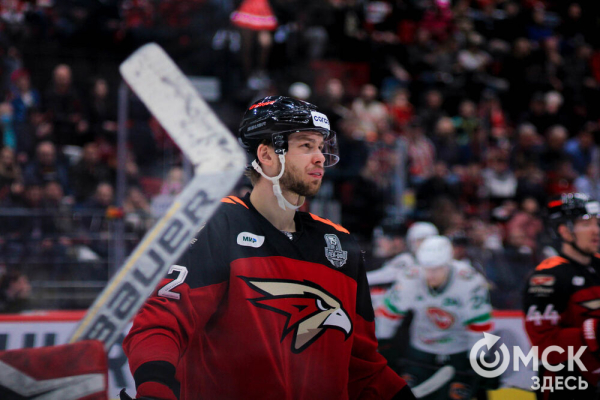 "И покуда я жив, я буду болеть за "Авангард". За что омские фанаты любят хоккей "И покуда я жив, я буду болеть за "Авангард". За что омские фанаты любят хоккей