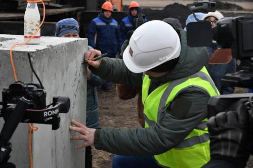 В Омской области начинается строительство молочно-животноводческого комплекса на 1,8 тыс. коров В Омской области начинается строительство молочно-животноводческого комплекса на 1,8 тыс. коров