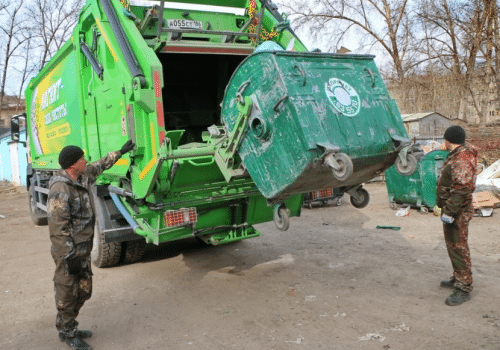 Суд отменил приказ омской РЭК по тарифам на вывоз мусора, посчитав их завышенными