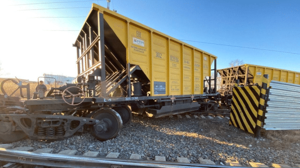 В Новосибирской области с железнодорожного пути сошли два вагона