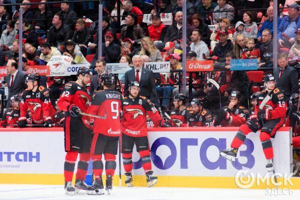 "И покуда я жив, я буду болеть за "Авангард". За что омские фанаты любят хоккей "И покуда я жив, я буду болеть за "Авангард". За что омские фанаты любят хоккей