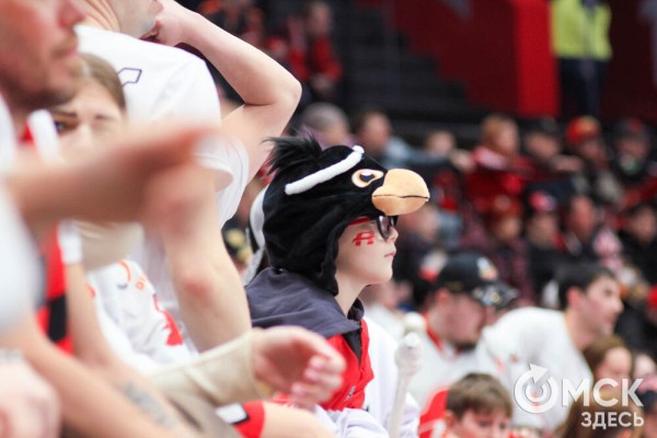 "И покуда я жив, я буду болеть за "Авангард". За что омские фанаты любят хоккей "И покуда я жив, я буду болеть за "Авангард". За что омские фанаты любят хоккей