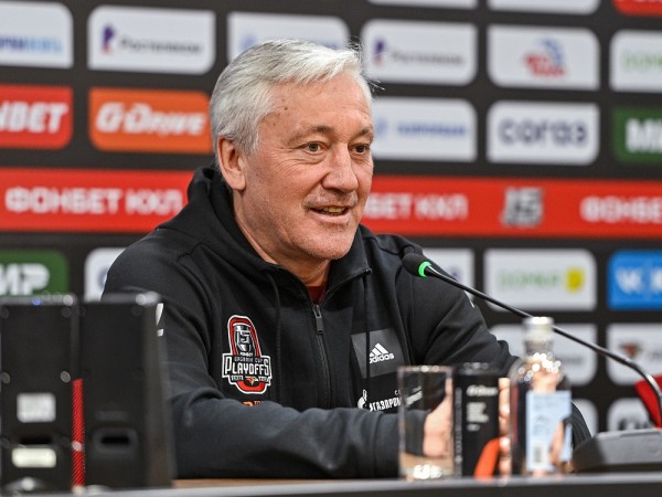 "Контракт до 30 апреля. На этом всё... заканчивается". Главный тренер "Авангарда" подвёл итоги сезона "Контракт до 30 апреля. На этом всё... заканчивается". Главный тренер "Авангарда" подвёл итоги сезона