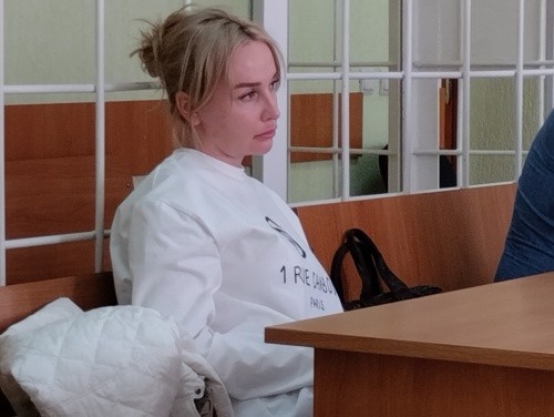 «Криминальное чтиво» по делу пивной «королевы» в Омске: свидетель не помнит что делал с полученной «обналичкой» «Криминальное чтиво» по делу пивной «королевы» в Омске: свидетель не помнит что делал с полученной «обналичкой»