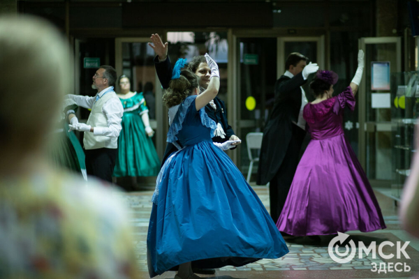 От Луны и Венеры до книг и винила. В Омске прошла "Библионочь"