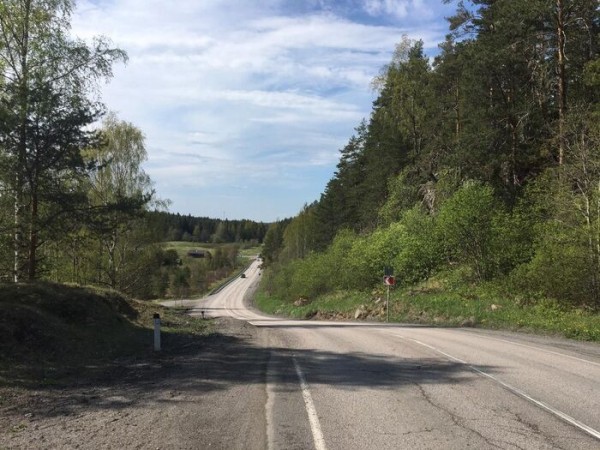 "Обнимая небо" и Дорога жизни. Омич пробежал вокруг Ладоги ради паллиативных больных "Обнимая небо" и Дорога жизни. Омич пробежал вокруг Ладоги ради паллиативных больных