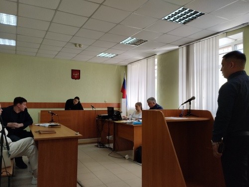 «Криминальное чтиво» по делу пивной «королевы» в Омске: свидетель не помнит что делал с полученной «обналичкой» «Криминальное чтиво» по делу пивной «королевы» в Омске: свидетель не помнит что делал с полученной «обналичкой»