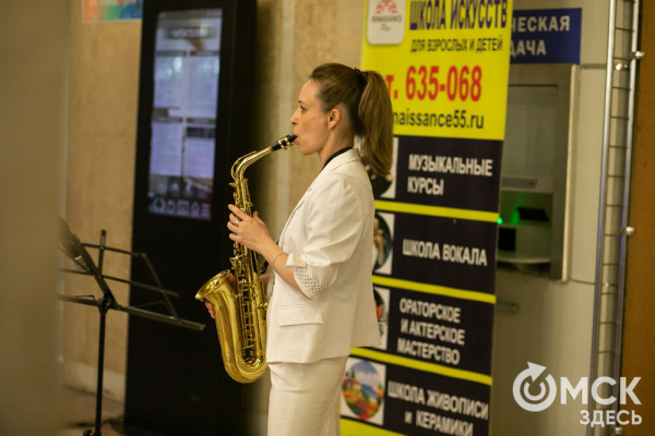 От Луны и Венеры до книг и винила. В Омске прошла "Библионочь"