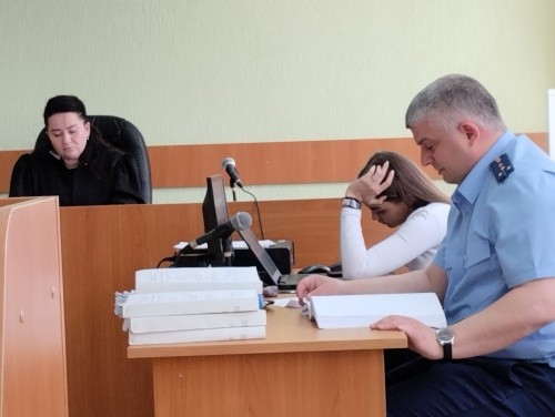 «Криминальное чтиво» по делу пивной «королевы» в Омске: свидетель не помнит что делал с полученной «обналичкой» «Криминальное чтиво» по делу пивной «королевы» в Омске: свидетель не помнит что делал с полученной «обналичкой»