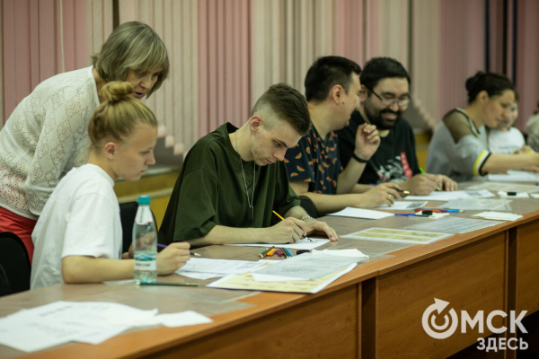 От Луны и Венеры до книг и винила. В Омске прошла "Библионочь"