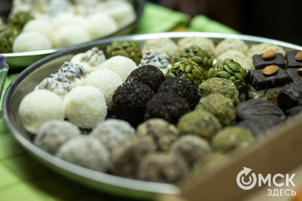 От Луны и Венеры до книг и винила. В Омске прошла "Библионочь"