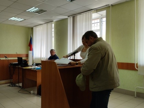 «Криминальное чтиво» по делу пивной «королевы» в Омске: свидетель не помнит что делал с полученной «обналичкой» «Криминальное чтиво» по делу пивной «королевы» в Омске: свидетель не помнит что делал с полученной «обналичкой»