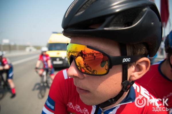 Как в Омске проходит велогонка памяти Леонида Живодёрова