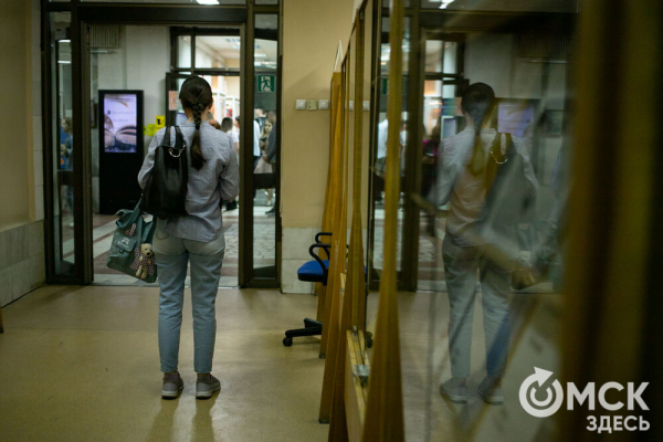 От Луны и Венеры до книг и винила. В Омске прошла "Библионочь"