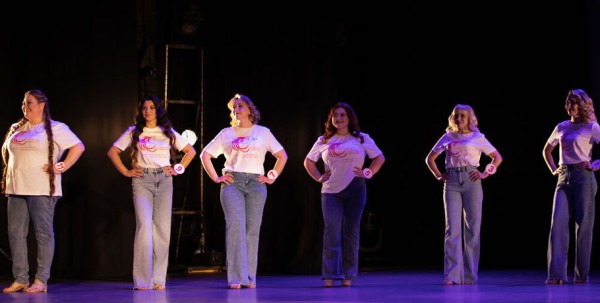 "Только они знают, какие у них судьбы". Как прошёл финал конкурса красоты "особенных" мам "Только они знают, какие у них судьбы". Как прошёл финал конкурса красоты "особенных" мам