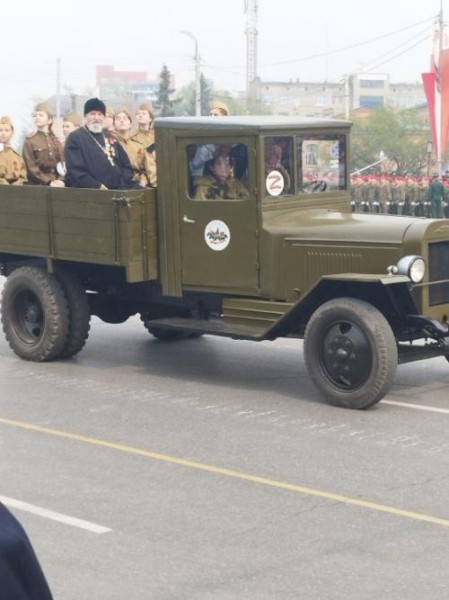 «Фашисты боялись морозов и сибиряков»: в Омске прошел Парад Победы «Фашисты боялись морозов и сибиряков»: в Омске прошел Парад Победы