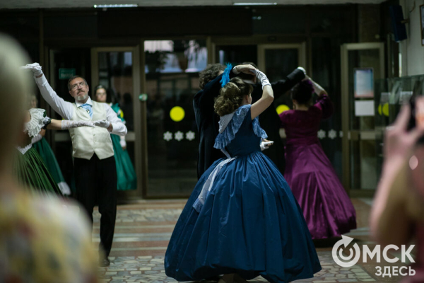 От Луны и Венеры до книг и винила. В Омске прошла "Библионочь"