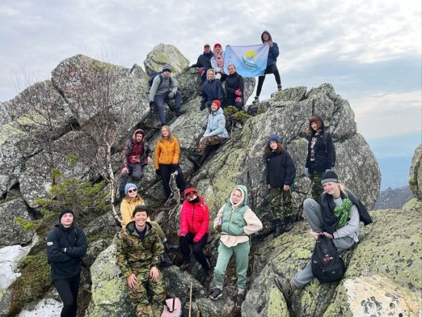 Омские студенты покорили горы Казахстана Омские студенты покорили горы Казахстана