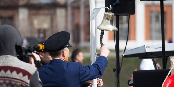 Снять видео или нарисовать эскиз. Как бесплатно отправиться в круиз Снять видео или нарисовать эскиз. Как бесплатно отправиться в круиз