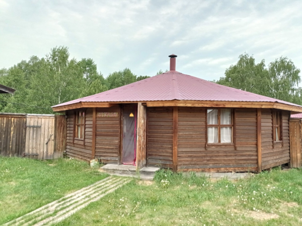 
									Вместо Сочи и Турции: зачем в Муромцево едут со всей России? 