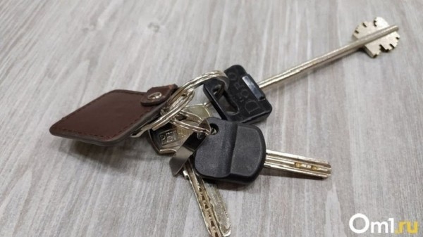 Мэрия оперативно отреагировала на обрушение потолка в омской многоэтажке