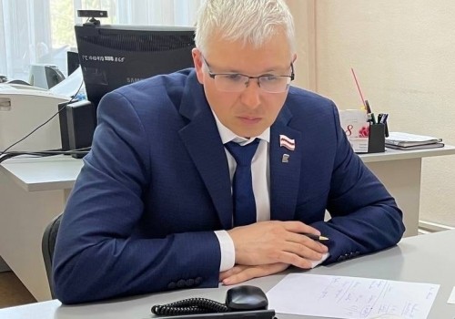 Депутата и экс-банкрота Саяпина через пять лет вернули к руководству гостиницей «Иртыш» Депутата и экс-банкрота Саяпина через пять лет вернули к руководству гостиницей «Иртыш»