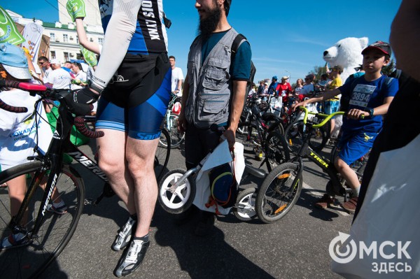 Есть рекорд! 4 тысячи велосипедистов промчались по центру Омска