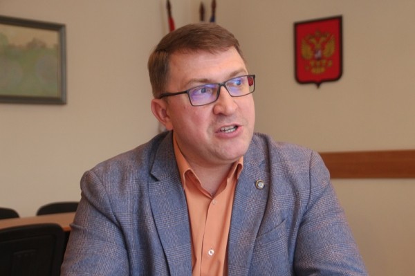 
									«Учителя без «вышки» – попытка решить кадровый дефицит без денег» 