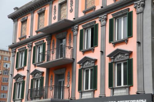 Игорь Коновалов: Архитектурная критика — Съездовская, 33