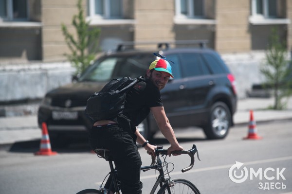 Есть рекорд! 4 тысячи велосипедистов промчались по центру Омска