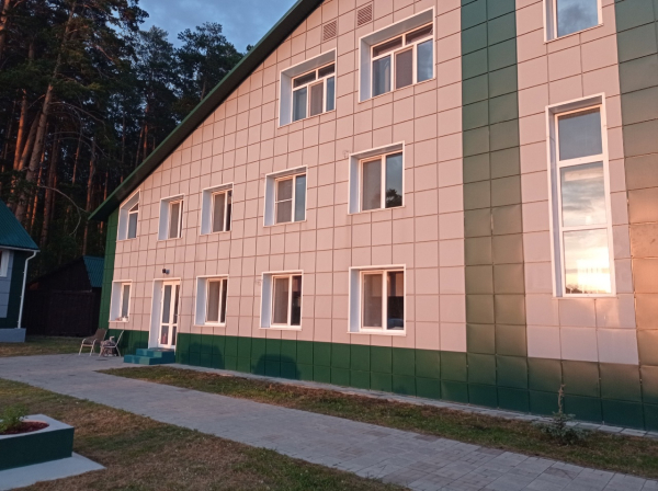 
									Вместо Сочи и Турции: зачем в Муромцево едут со всей России? 