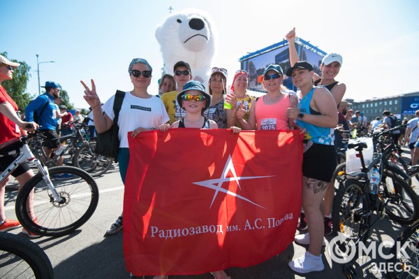 Есть рекорд! 4 тысячи велосипедистов промчались по центру Омска