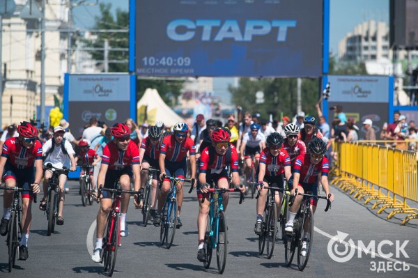 Есть рекорд! 4 тысячи велосипедистов промчались по центру Омска