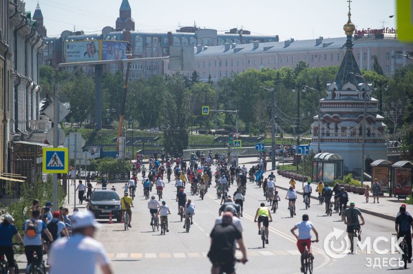 Есть рекорд! 4 тысячи велосипедистов промчались по центру Омска