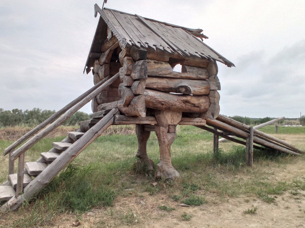 
									Вместо Сочи и Турции: зачем в Муромцево едут со всей России? 