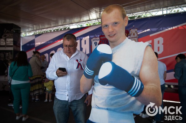 Гимн России в исполнении Дубцовой, парад национальностей и гастрономические изыски. Чем запомнится День России в Омске