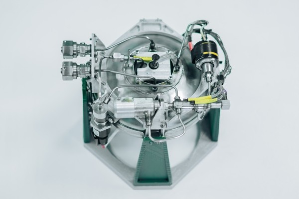 
									В Омске создали двигатели для космических аппаратов, работающие на спирте и воде   [ФОТО]  