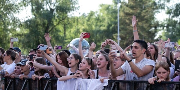 Клава Кока и Cream Soda выступят в Омске в День молодёжи