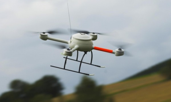 
									Над омским аэропортом заметили беспилотник 