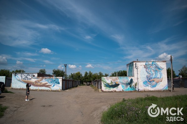 Хочется верить, что эти руки спасут. Граффити на Левобережье, которое заставляет задуматься о жизни Хочется верить, что эти руки спасут. Граффити на Левобережье, которое заставляет задуматься о жизни