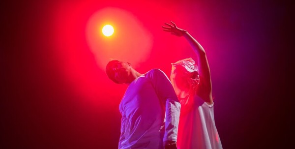 Электрик по кадровой сущности, художник по сути своей. Секреты работы с театральным светом