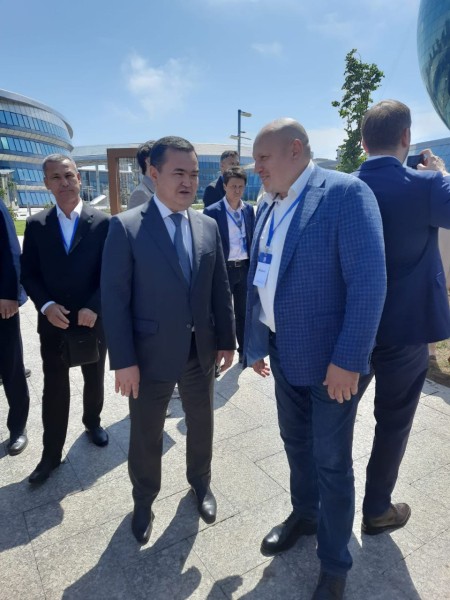 
									Мэр Омска Шелест уехал в Астану    [ФОТО]  