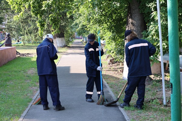 
									Омсктрансмаш трудоустраивает школьников на лето 