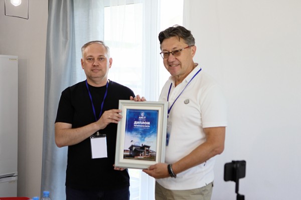 
									В коттеджном поселке «Аист» прошла региональная конференция 