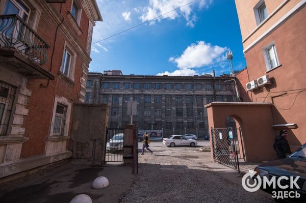 В Омске восстановят красоту старинного дома, жильцы которого предпочли его новостройке В Омске восстановят красоту старинного дома, жильцы которого предпочли его новостройке