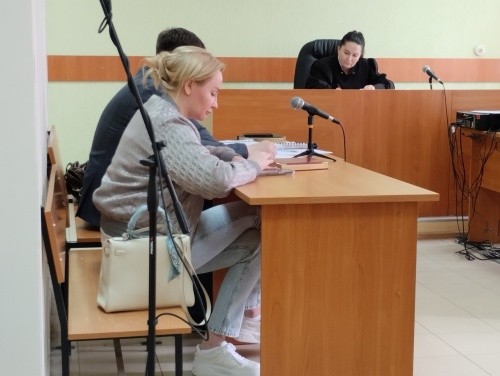 Может ли дружный «дуэт» судья-адвокат в деле «пивной королевы» Горностаевой превратиться в «спетое» трио?